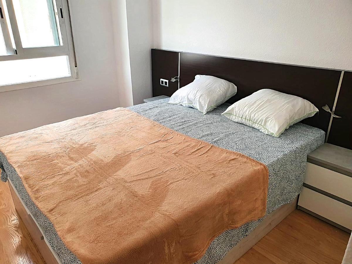 Newly Renovated Two Bedrooms Apartment In Villa Marina Benidorm Buitenkant foto